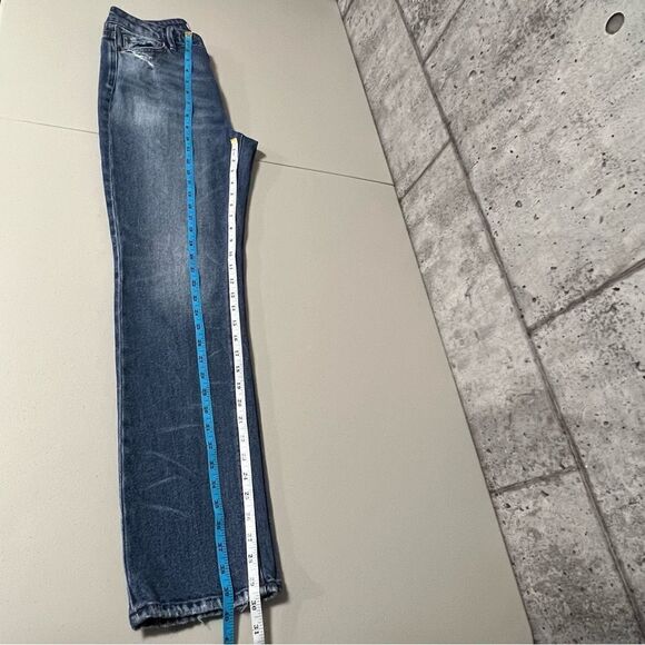 Unpublished BOBBIE Slouchy Distressed Step-Dad Jean in Mood - Picture 14 of 15